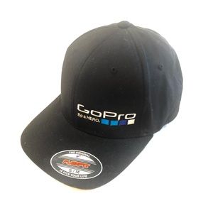 Mens Black GoPro flexfit Hat size S/M